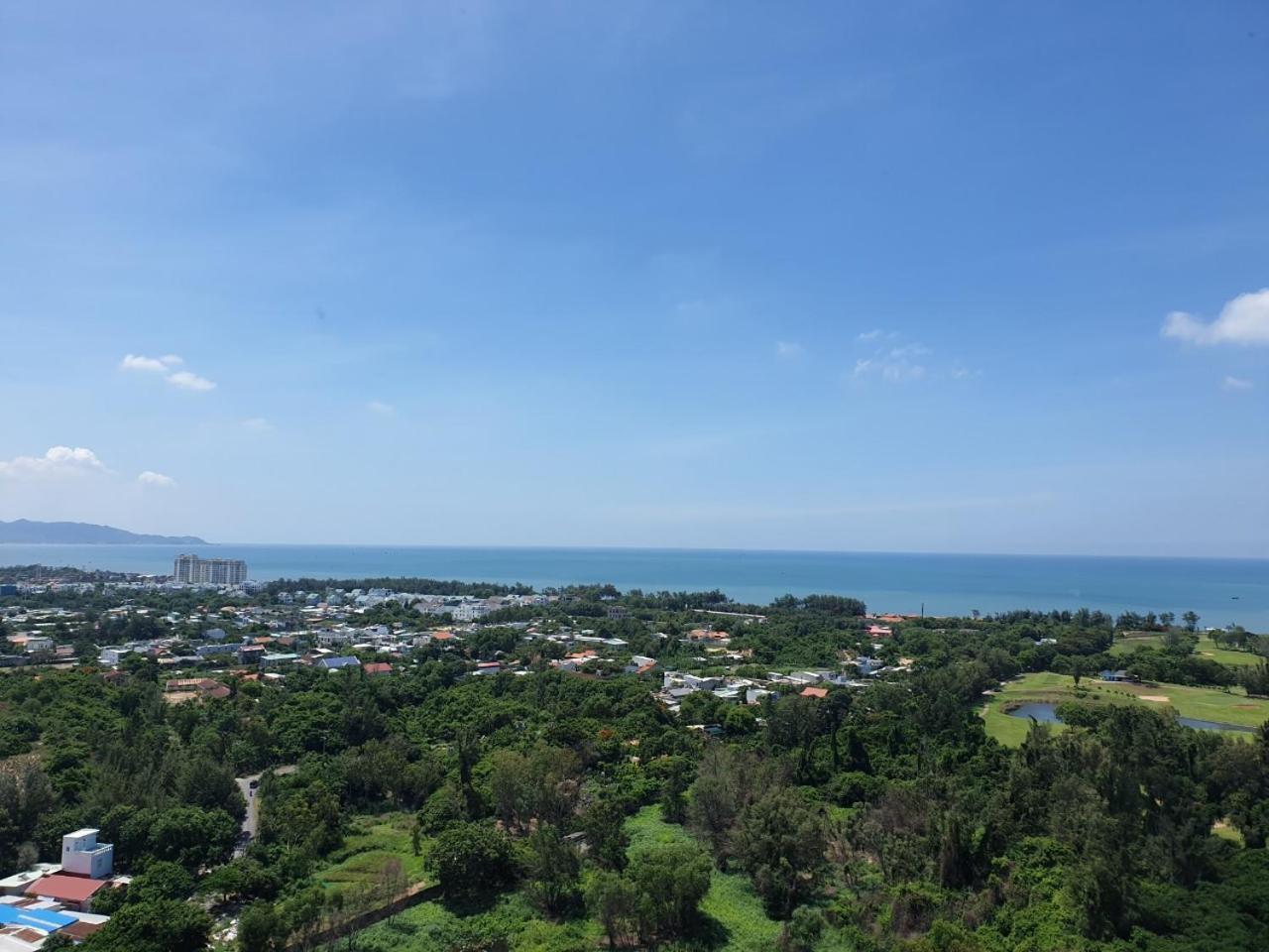 Hoa Sua Hotel Vung Tau Exterior photo